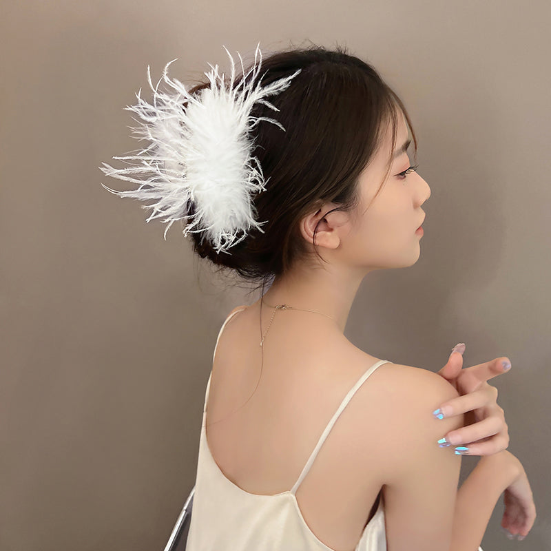 1 Piece Latest Feather Hair Clip Hair Claws Fashion Elegant Women Hair Accessories Gifts T1742